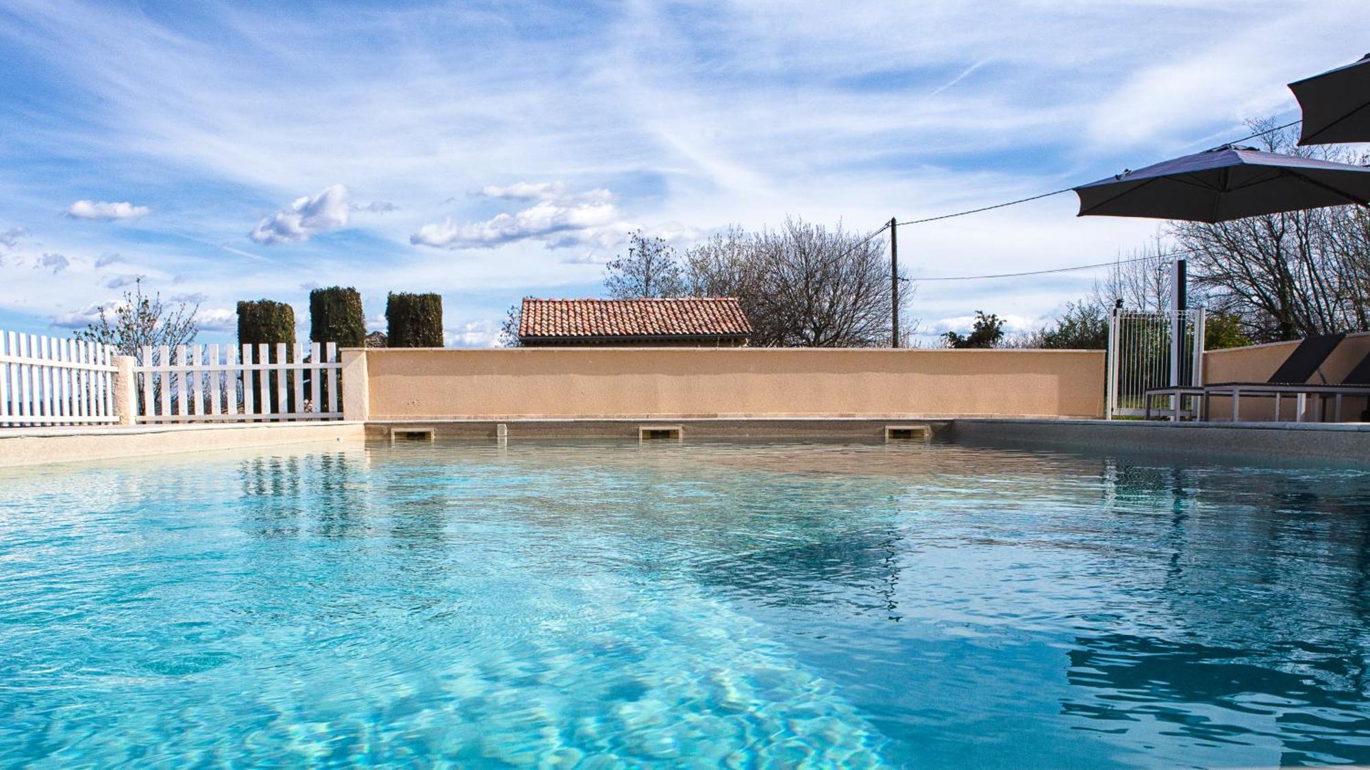 Vila La Magnanerie En Provence Niozelles Exteriér fotografie
